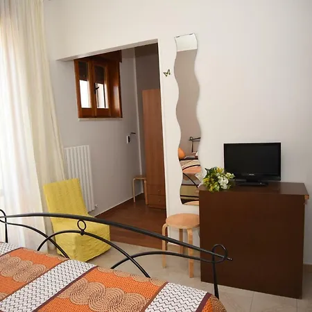 Vie En Rose Bed & Breakfast 4*