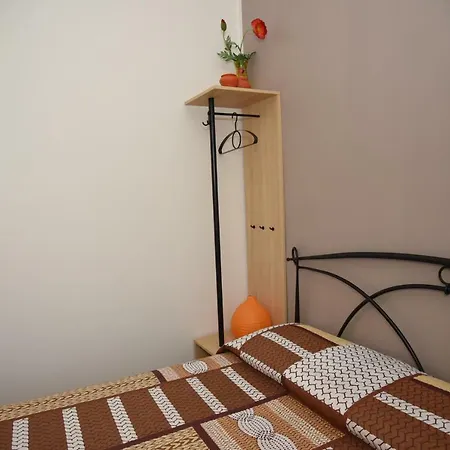 Bed and Breakfast Vie En Rose 4*